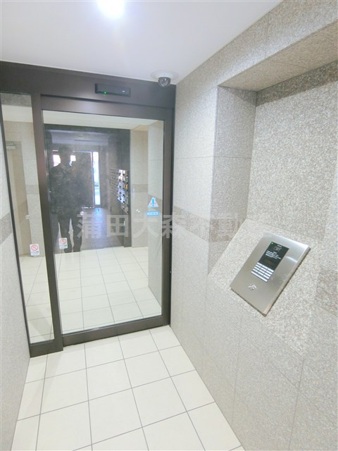 XEBEC池上Ⅲのエントランス|防犯カメラTVモニター付オートロック宅配BOXメールBOX