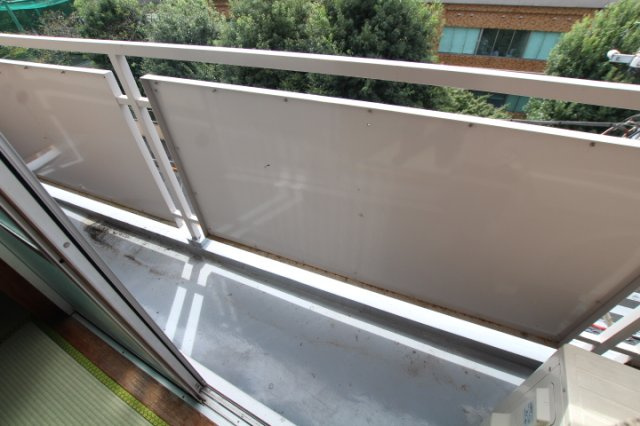 【バルコニー】