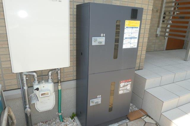 アマンプリ中津のその他共用部分|宅配ボックス