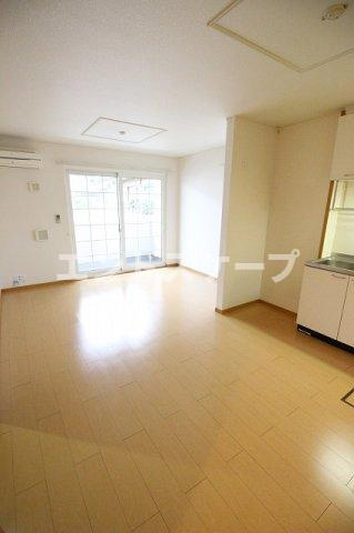 ハント・ポント　Ｂの居間・リビング|高崎、前橋のお部屋探しはエンドスケープまで！お客様の理想お聞かせ下さい♪