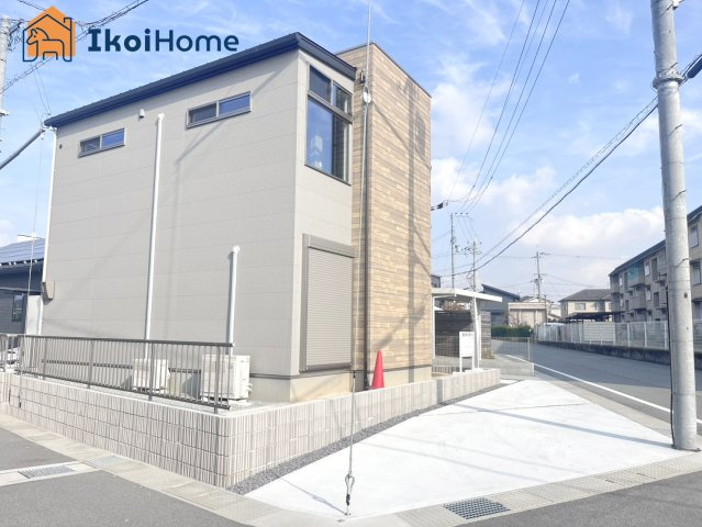 加古郡稲美町国北2丁目　新築戸建の前面道路含む現地写真|【ホームページに現地動画掲載中】●年中無休：当日予約可●前面道路は幅員約6ｍ、交通量少なく安心！