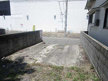 広島市安佐南区西原８丁目　土地の前面道路含む現地写真