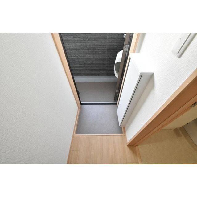 ブランノワール船橋の玄関|別間取りの写真となります。