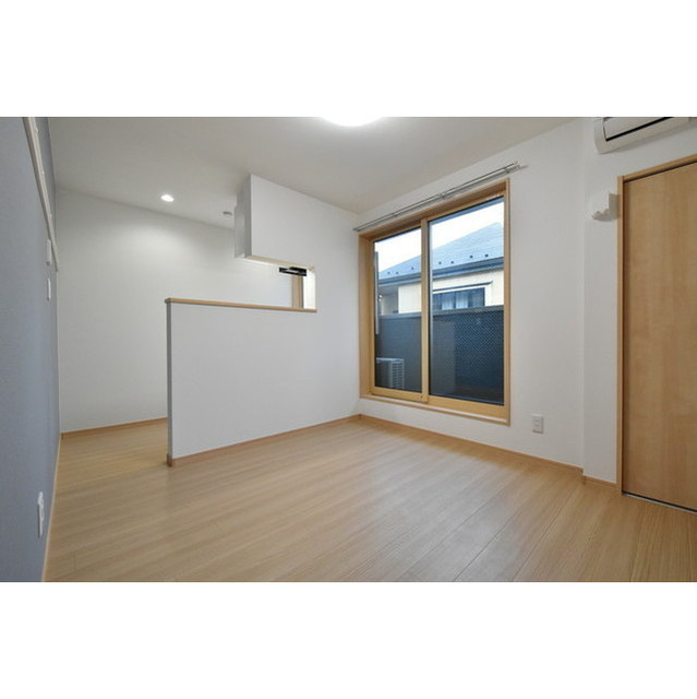 ブランノワール船橋の居間・リビング|別間取りの写真となります。