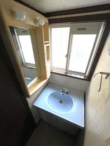 グリーンゲイブルスの独立洗面台