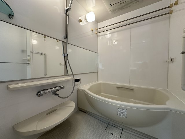 アルファステイツ塩屋駅前ヒルサイドテラスの浴室