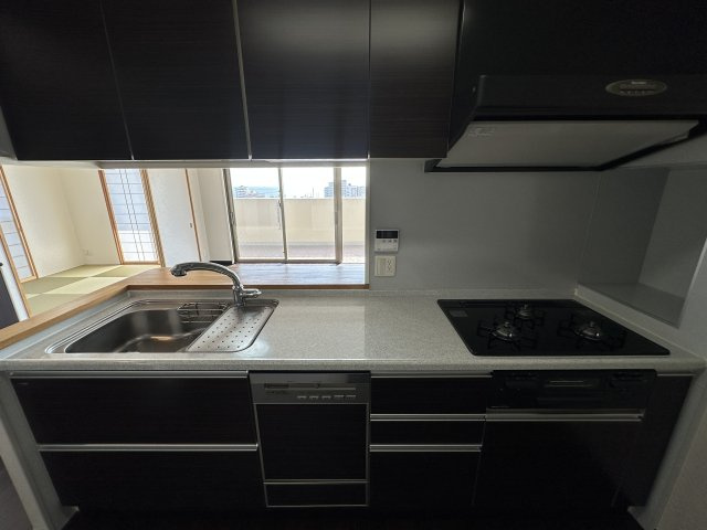 アルファステイツ塩屋駅前ヒルサイドテラスのキッチン