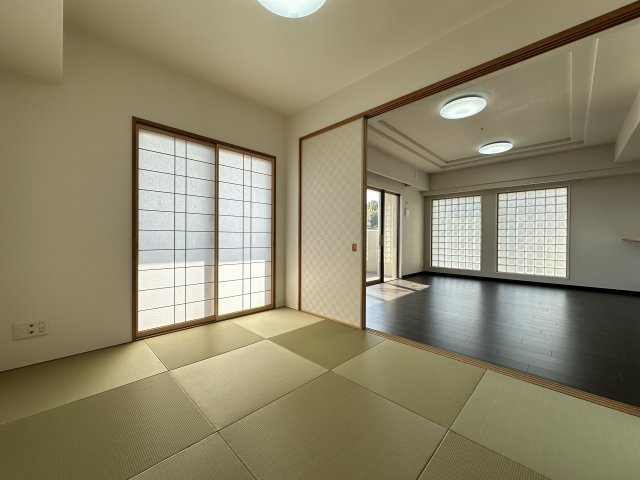 アルファステイツ塩屋駅前ヒルサイドテラスの和室