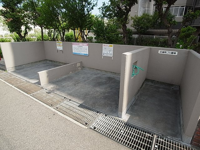 トーカンマンション兵庫島上町のその他共用部分|敷地内ゴミステーション