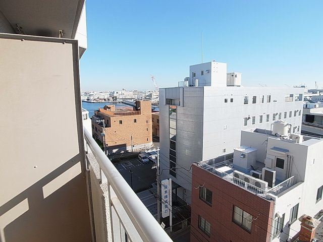 トーカンマンション兵庫島上町の展望|ベランダからは海が見える眺望です