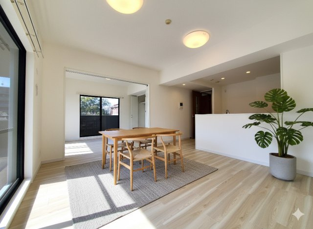 レーベンハイム吉川グランスクエア