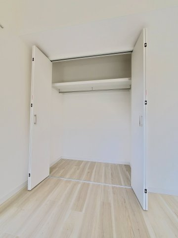 レーベンハイム吉川グランスクエアの収納|便利な収納スペースです