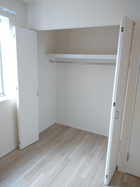 （シニア限定）ヘーベルヴィレッジ大宮の収納|衣類収納に便利なクロゼット