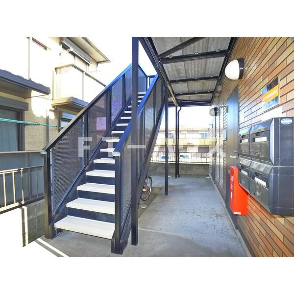 メゾン　ウィステリアのロビー