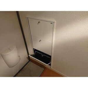 コンパートハウス上飯田の玄関