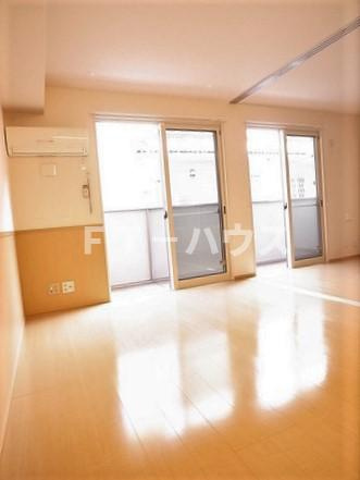 ソレイユの居間・リビング