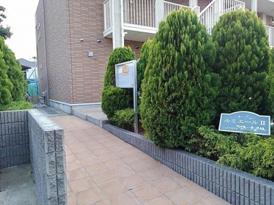 【エントランス】 | ルミエールⅡ