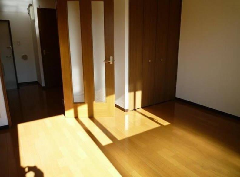 T's （ティーズ）の居間・リビング