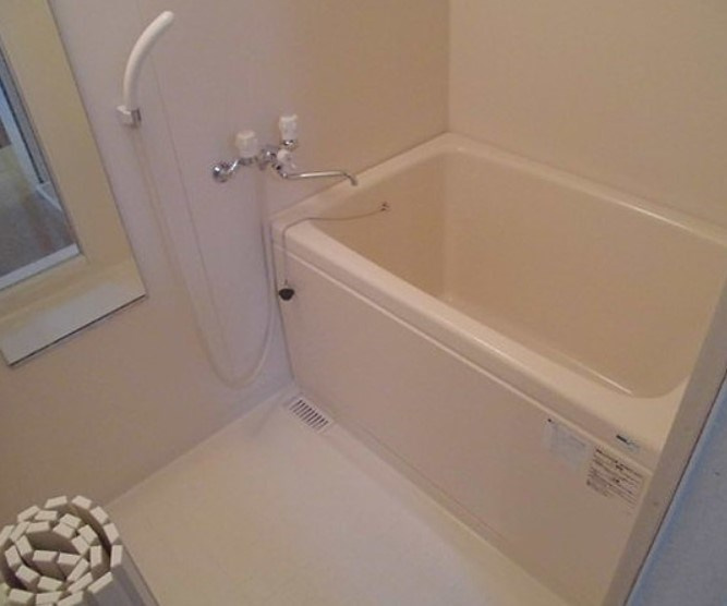 T's （ティーズ）の浴室