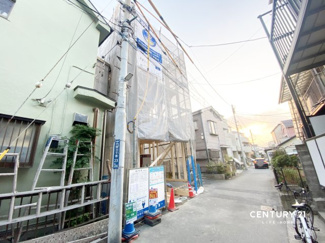 【前面道路含む現地写真】