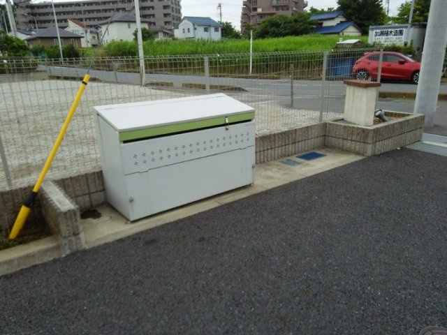プレジオ幕張のその他共用部分|ゴミステーション