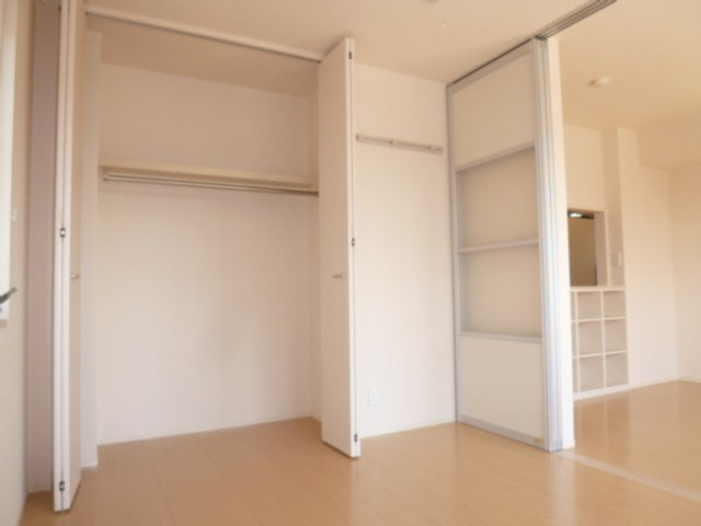 プレジオ幕張の収納|居室収納