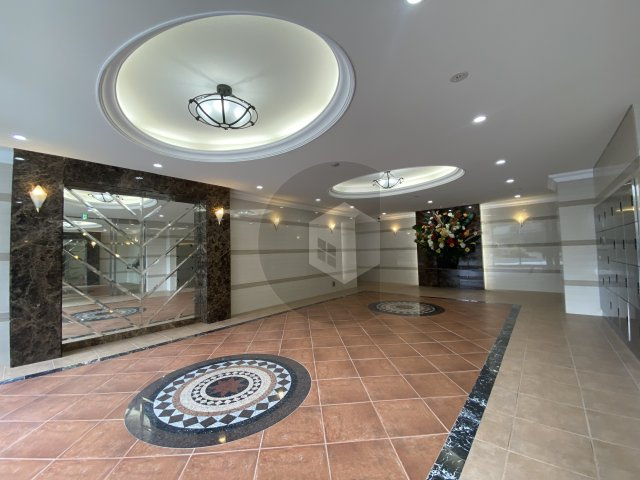 Luxe森之宮のロビー