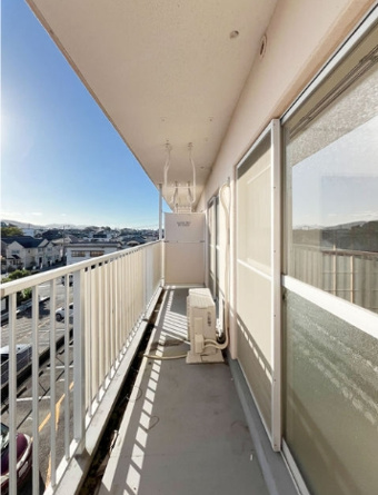 【バルコニー】