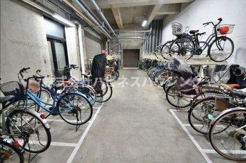 INSURANCE(インシュランス)BLDG.(ビルディング)XIX(ナインティーン)松戸のその他共用部分|駐輪場あり