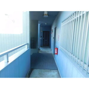 プライメリー岡島のロビー