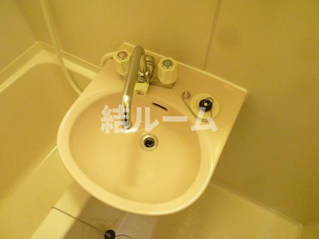 板橋区東新町１丁目の賃貸マンションの洗面所
