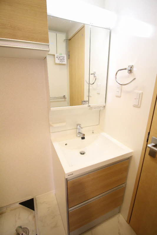 アルコイリス等々力の独立洗面台|洗髪洗面化粧台♪