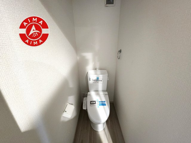 福岡市中央区港3丁目第1-1棟（1号棟）のトイレ|温水洗浄便座を完備しております。2ヶ所にトイレがあるのは朝の慌ただしい時間も安心です。