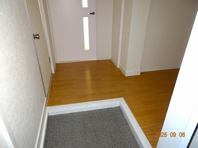 名古屋市緑区浦里１丁目の中古マンションの玄関