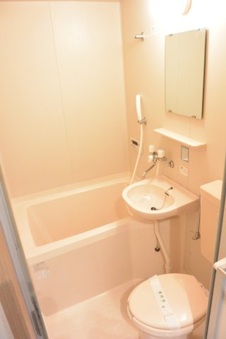 エルメゾン菅野の浴室