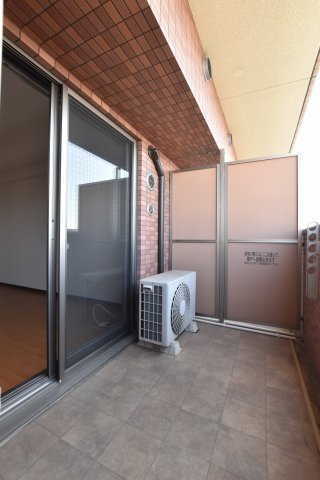 【バルコニー】 | フレンシアノイエ難波南