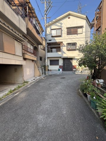 津田東町戸建ての駐車場