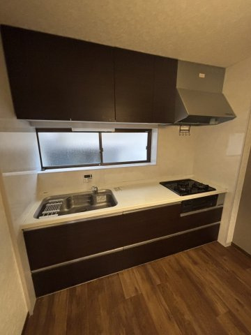 津田東町戸建てのキッチン