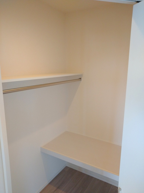 （シニア限定）ヘーベルVillage元住吉弐番館の収納|★ウォークインクローゼット★