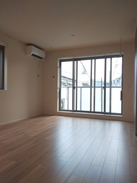 （シニア限定）ヘーベルVillage元住吉弐番館の居間・リビング|★南向きリビング★