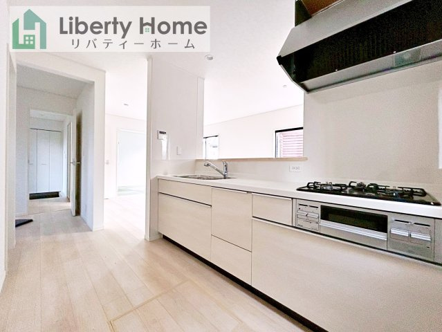 常陸大宮市姥賀町第3　新築戸建　2号棟のキッチン