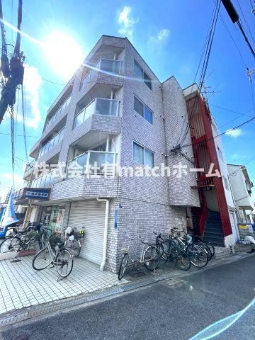 ムーンライズの外観