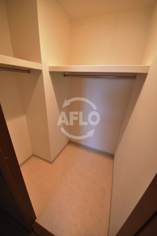 ベリー海老江　鷺洲小学校区の収納|ベリー海老江　ウォークインクローゼット