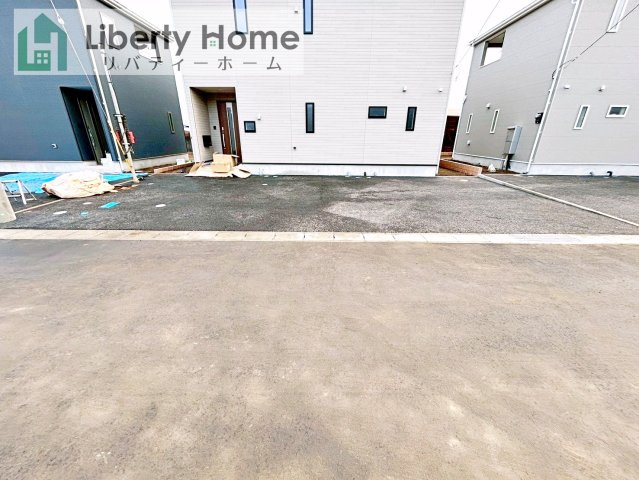 常陸大宮市姥賀町第3　新築戸建　3号棟の駐車場