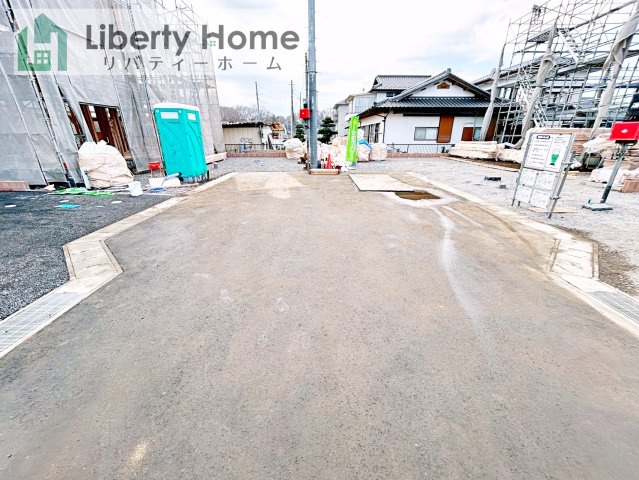 常陸大宮市姥賀町第3　新築戸建　3号棟の前面道路含む現地写真
