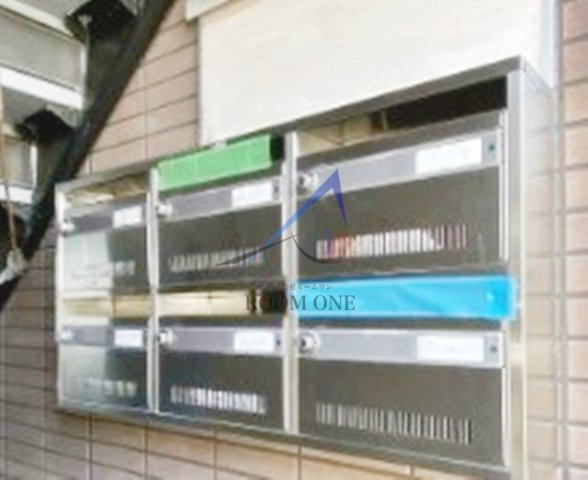 メゾンヒルズのその他共用部分|集合ポストです。