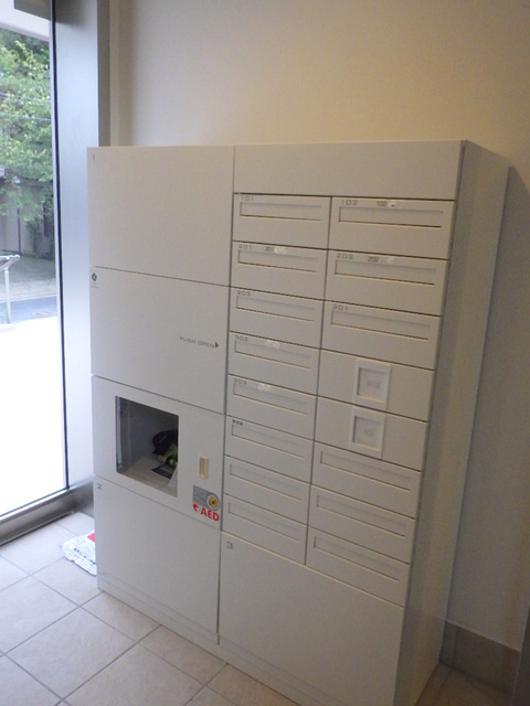 （シニア限定）ヘーベルVillage Cocona 綱島 Ⅰのその他共用部分|宅配ロッカー一体型のメールBOX
