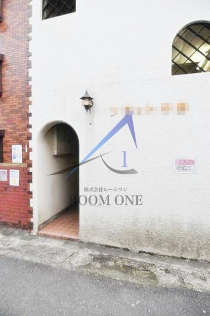 フラット中野のエントランス|エントランスです。