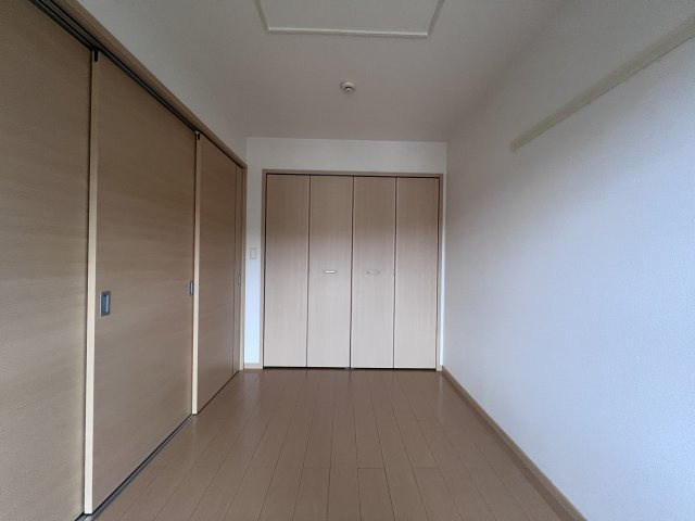 サンハイツ北六甲壱番館の洋室