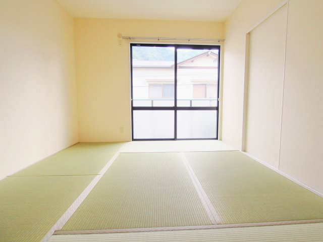 ディアス南幸　C棟の和室